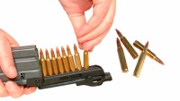 MAGLULA .223 StripLULA Magazinladehilfe für AR15 3