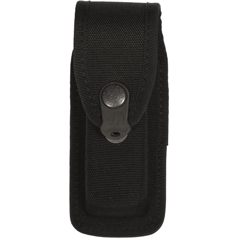 Two row mag pouch in thermo molded nylon